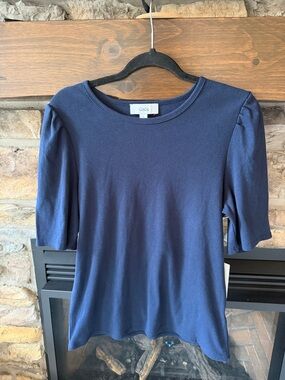 CeCe Navy Short Sleeve Puff Shoulder Knit Top